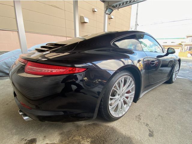 PORSCHE 911 2013 Image 31