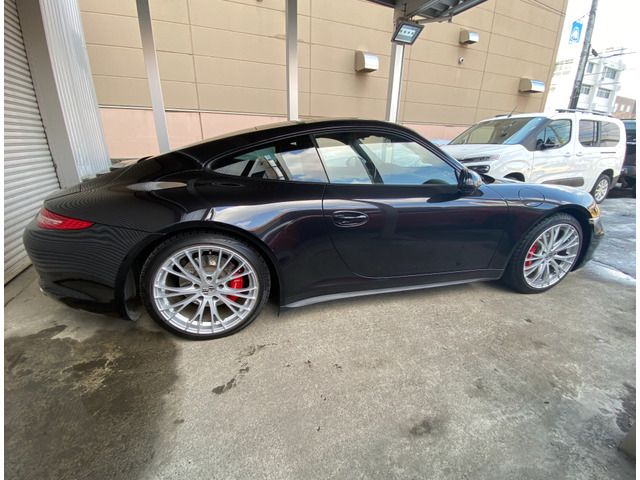 PORSCHE 911 2013 Image 31