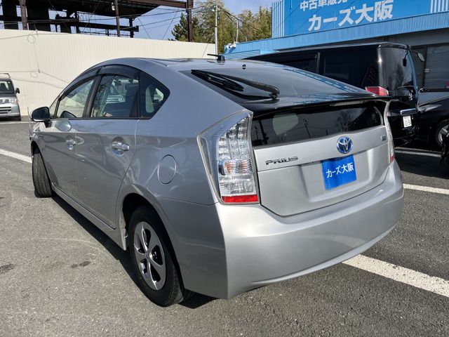 TOYOTA PRIUS 2010 Image 31