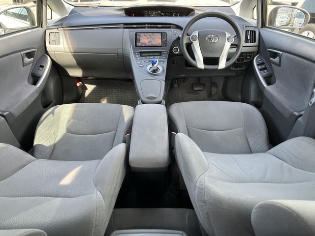 TOYOTA PRIUS 2010 Image 31