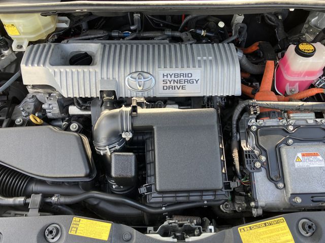 TOYOTA PRIUS 2010 Image 31