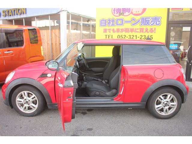 BMW MINI ONE 2011 Image 31