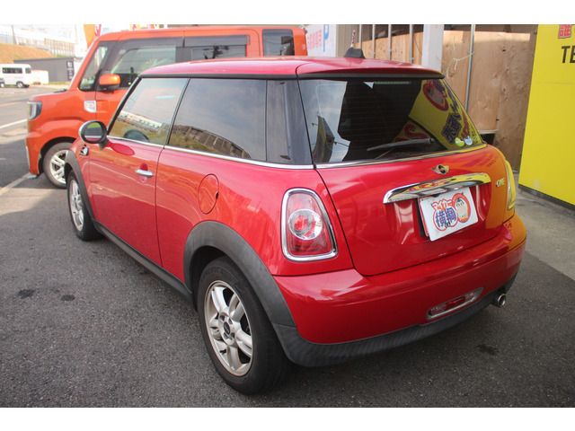 BMW MINI ONE 2011 Image 31