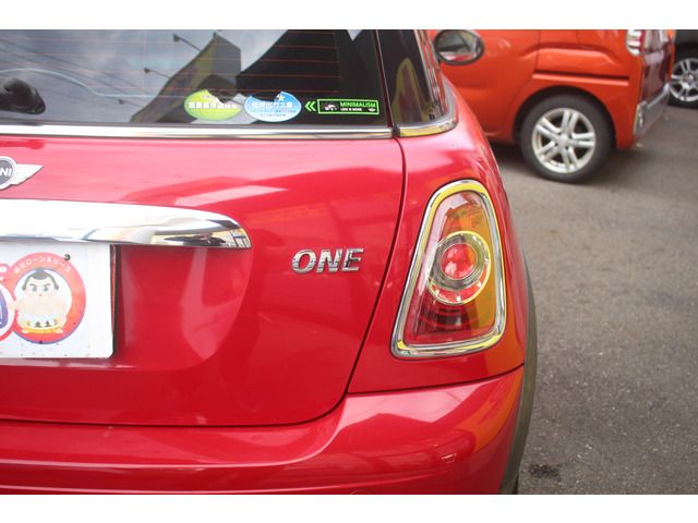 BMW MINI ONE 2011 Image 31