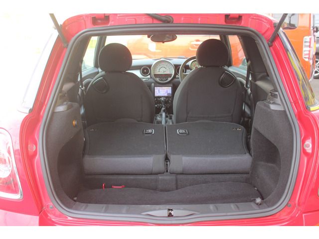 BMW MINI ONE 2011 Image 31