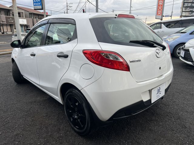 MAZDA DEMIO 2011 Image 31