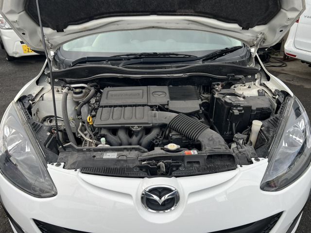 MAZDA DEMIO 2011 Image 31