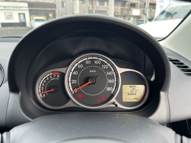 MAZDA DEMIO 2011 Image 31