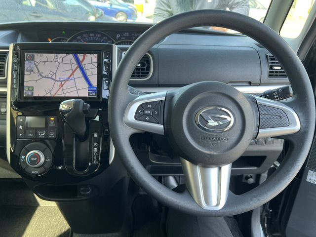 DAIHATSU TANTO CUSTOM 2015 Image 31