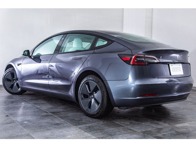 TESLA MODEL 3 2021 Image 31