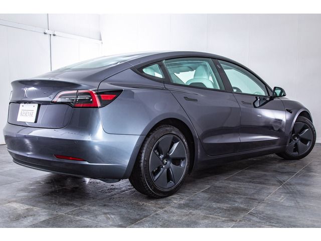TESLA MODEL 3 2021 Image 31
