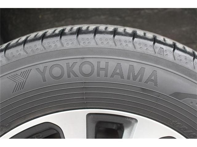 TOYOTA ESQUIRE HYBRID 2017 Image 31