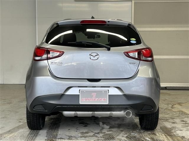 MAZDA DEMIO 4WD 2015 Image 31