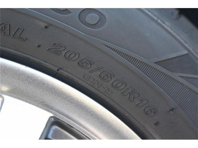 TOYOTA NOAH HYBRID 2017 Image 31