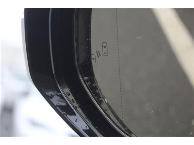 TOYOTA LEXUS UX300E 2022 Image 31