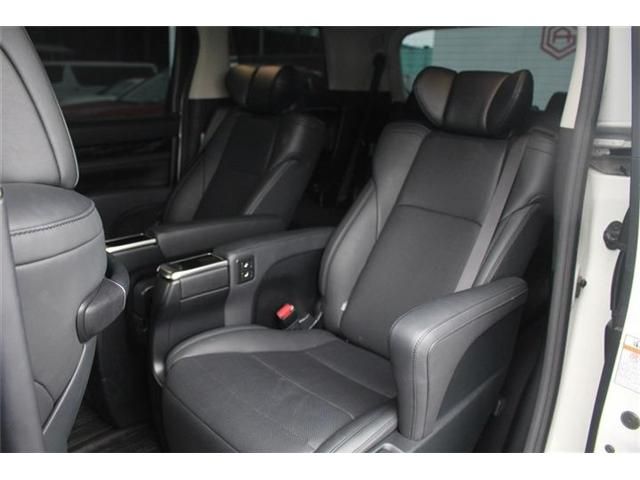 TOYOTA ALPHARD 2020 Image 31