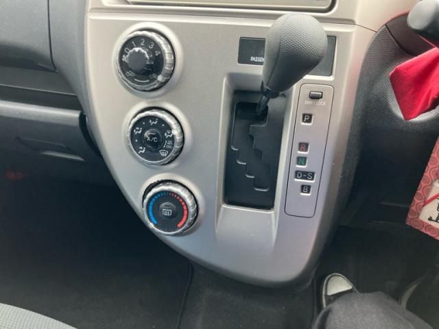 TOYOTA RACTIS 2009 Image 31