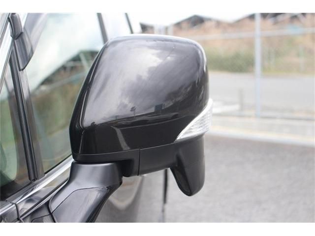 NISSAN ELGRAND 2015 Image 31