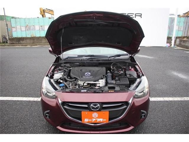 MAZDA DEMIO 2017 Image 31