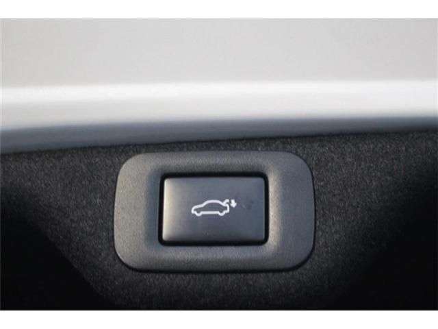 TOYOTA LEXUS ES300H 2021 Image 31