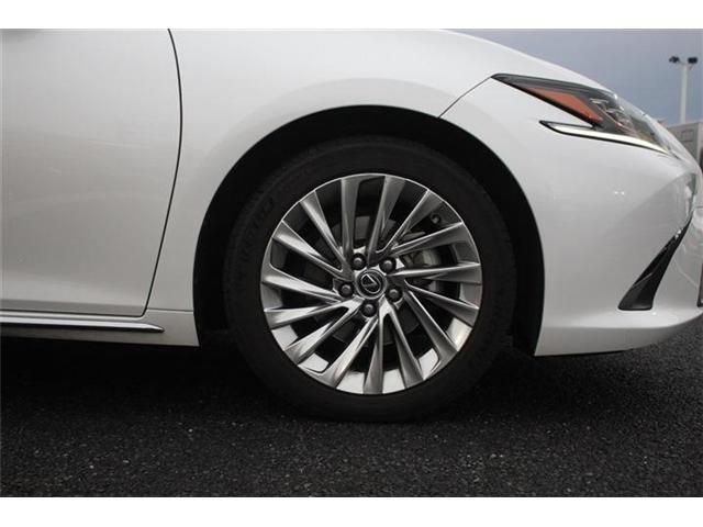 TOYOTA LEXUS ES300H 2021 Image 31
