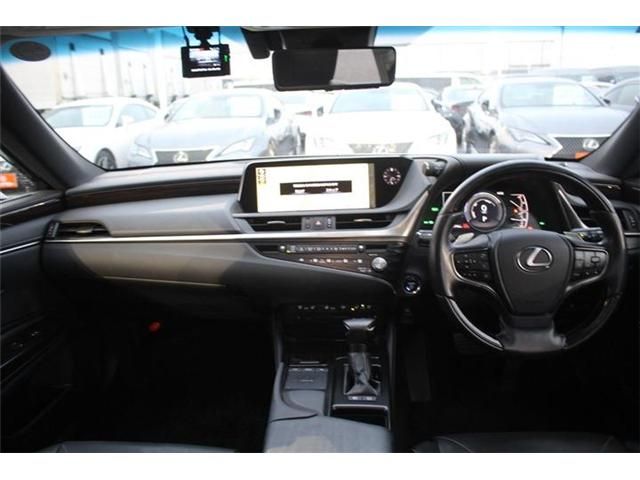 TOYOTA LEXUS ES300H 2021 Image 31