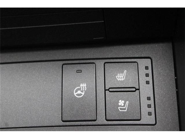 TOYOTA LEXUS IS300H 2020 Image 31