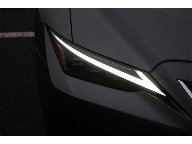 TOYOTA LEXUS IS300H 2020 Image 31