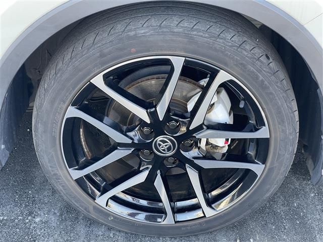 TOYOTA C-HR 2020 Image 31