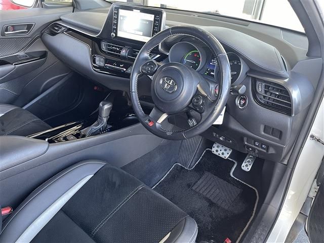 TOYOTA C-HR 2020 Image 31