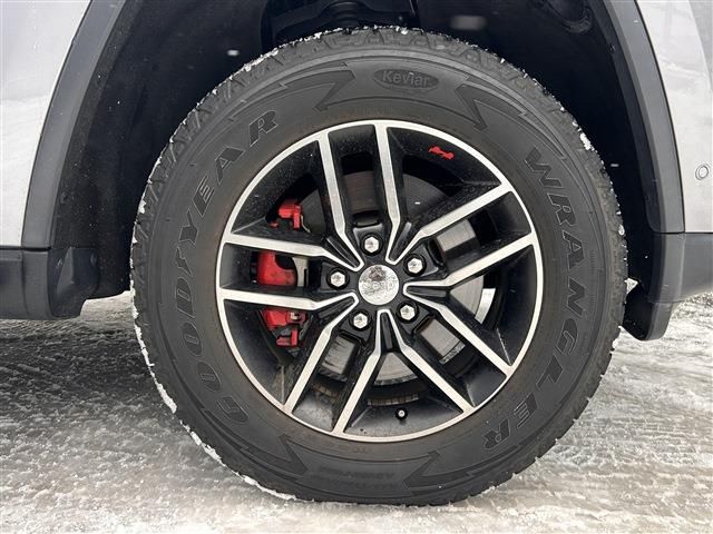 JEEP GRAND CHEROKEE 2017 Image 31