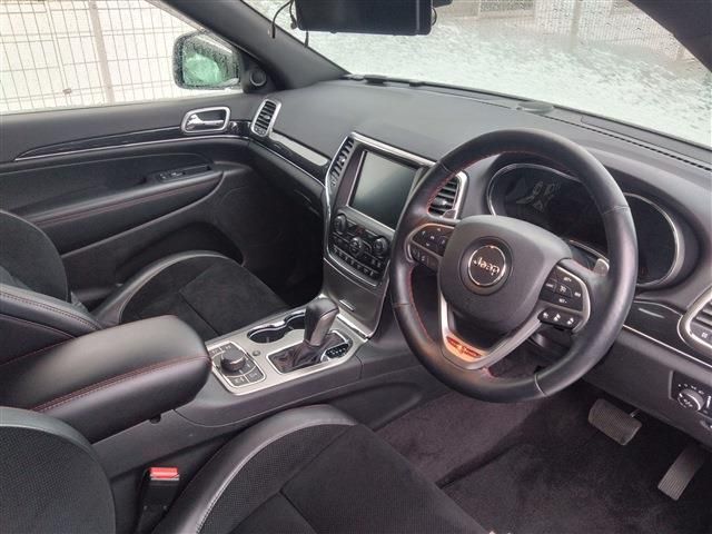 JEEP GRAND CHEROKEE 2017 Image 31