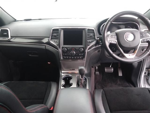 JEEP GRAND CHEROKEE 2017 Image 31