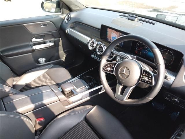 MERCEDES BENZ GLB 2022 Image 31