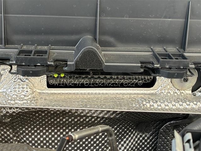 MERCEDES BENZ GLB 2022 Image 31