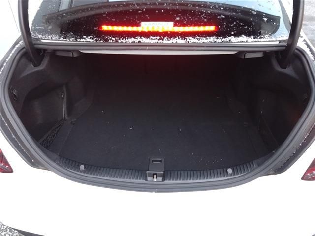 MERCEDES BENZ C CLAS 2019 Image 31