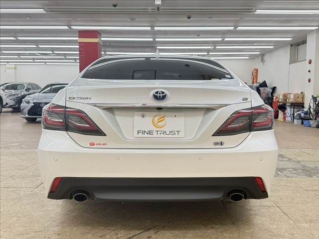 TOYOTA CROWN SEDAN HYBRID 2021 Image 31