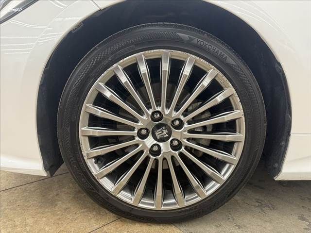 TOYOTA CROWN SEDAN HYBRID 2021 Image 31