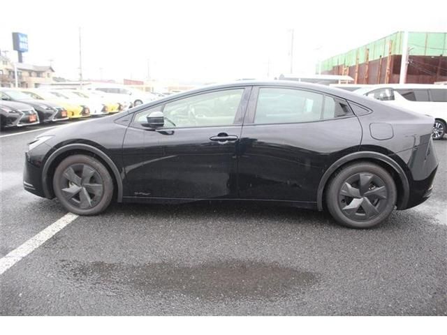 TOYOTA PRIUS 4WD 2024 Image 31