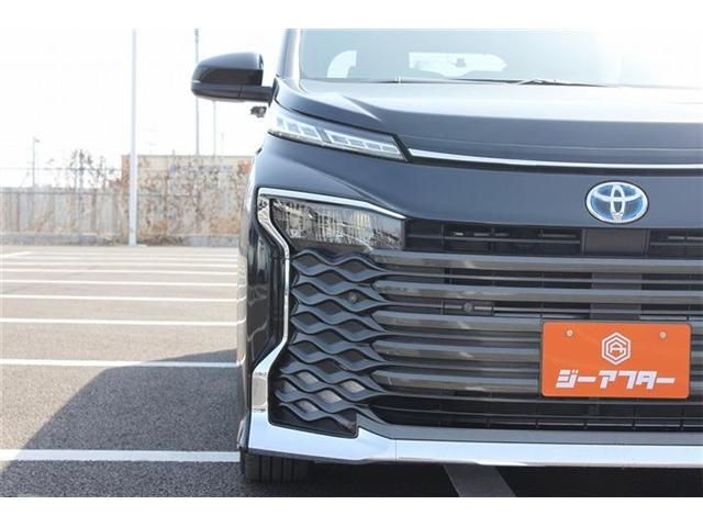 TOYOTA VOXY HYBRID 2023 Image 31