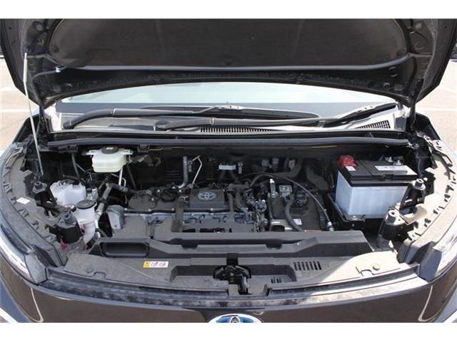 TOYOTA VOXY HYBRID 2023 Image 31