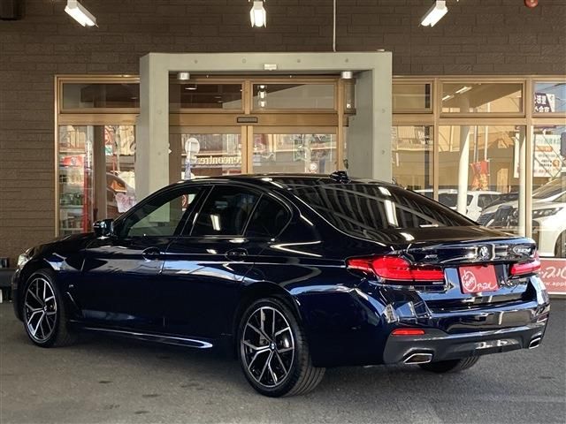 BMW 5SERIES SEDAN 2021 Image 31