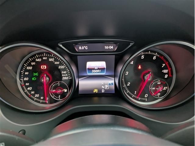 MERCEDES BENZ CLA SH 2017 Image 31