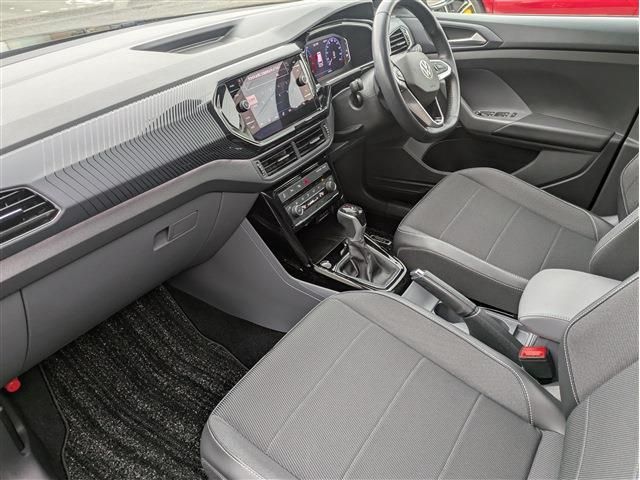 VOLKSWAGEN T-CROSS 2021 Image 31