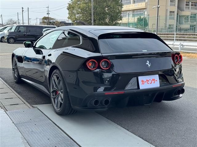 FERRARI GTC4 LUSSO T 2019 Image 31
