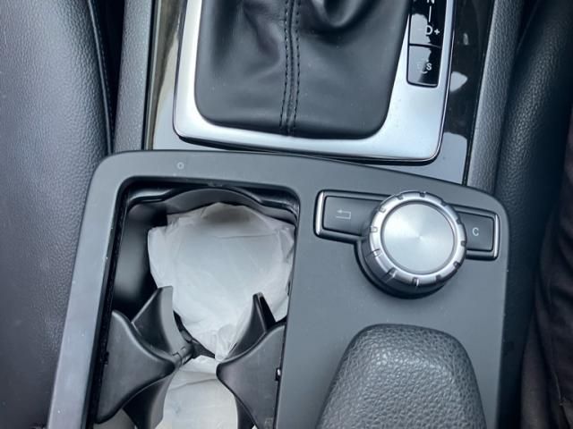 MERCEDES BENZ C CLAS 2013 Image 31