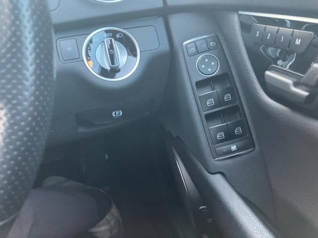 MERCEDES BENZ C CLAS 2013 Image 31