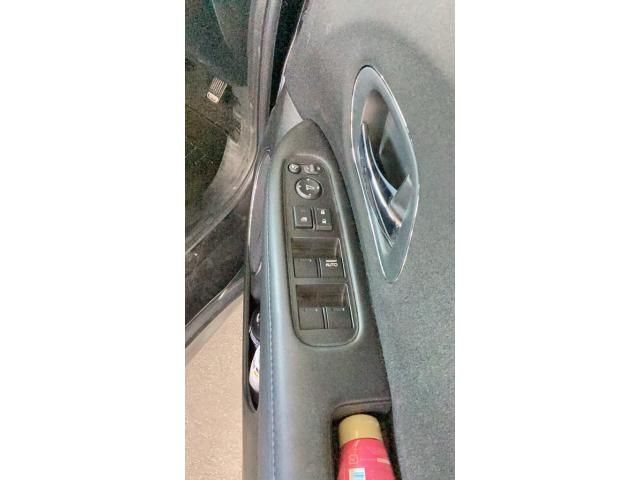 HONDA VEZEL HYBRID 2017 Image 31