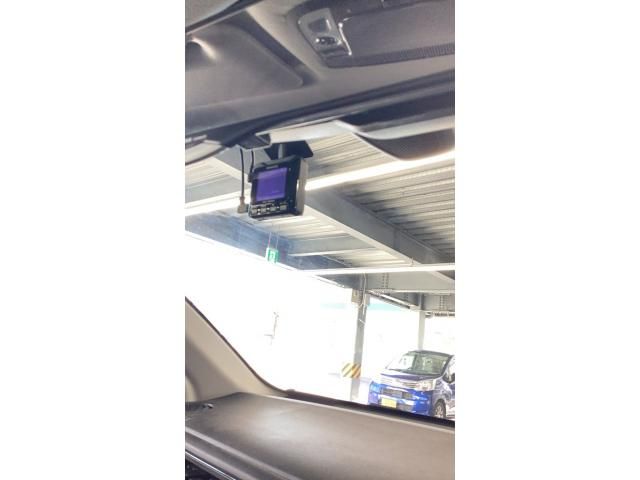 HONDA VEZEL HYBRID 2017 Image 31