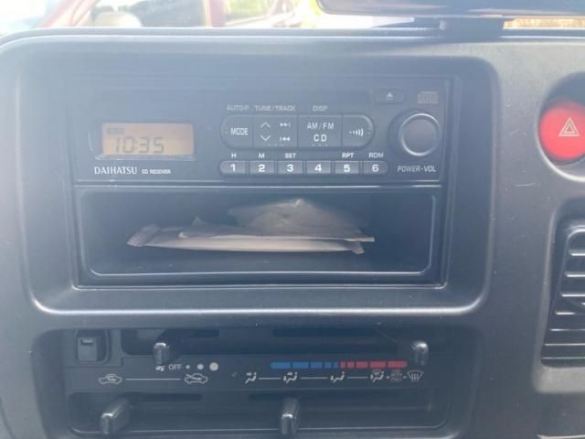 DAIHATSU HIJET CARGO 2006 Image 31